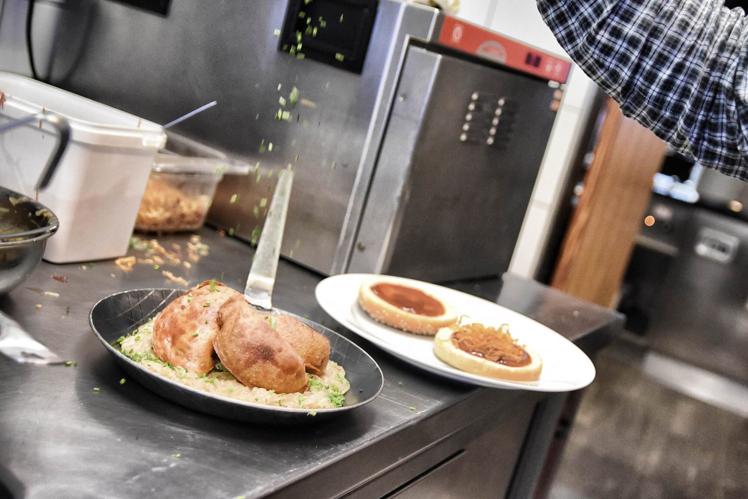 In der Küche mit Gateiner Fleischkrapfen