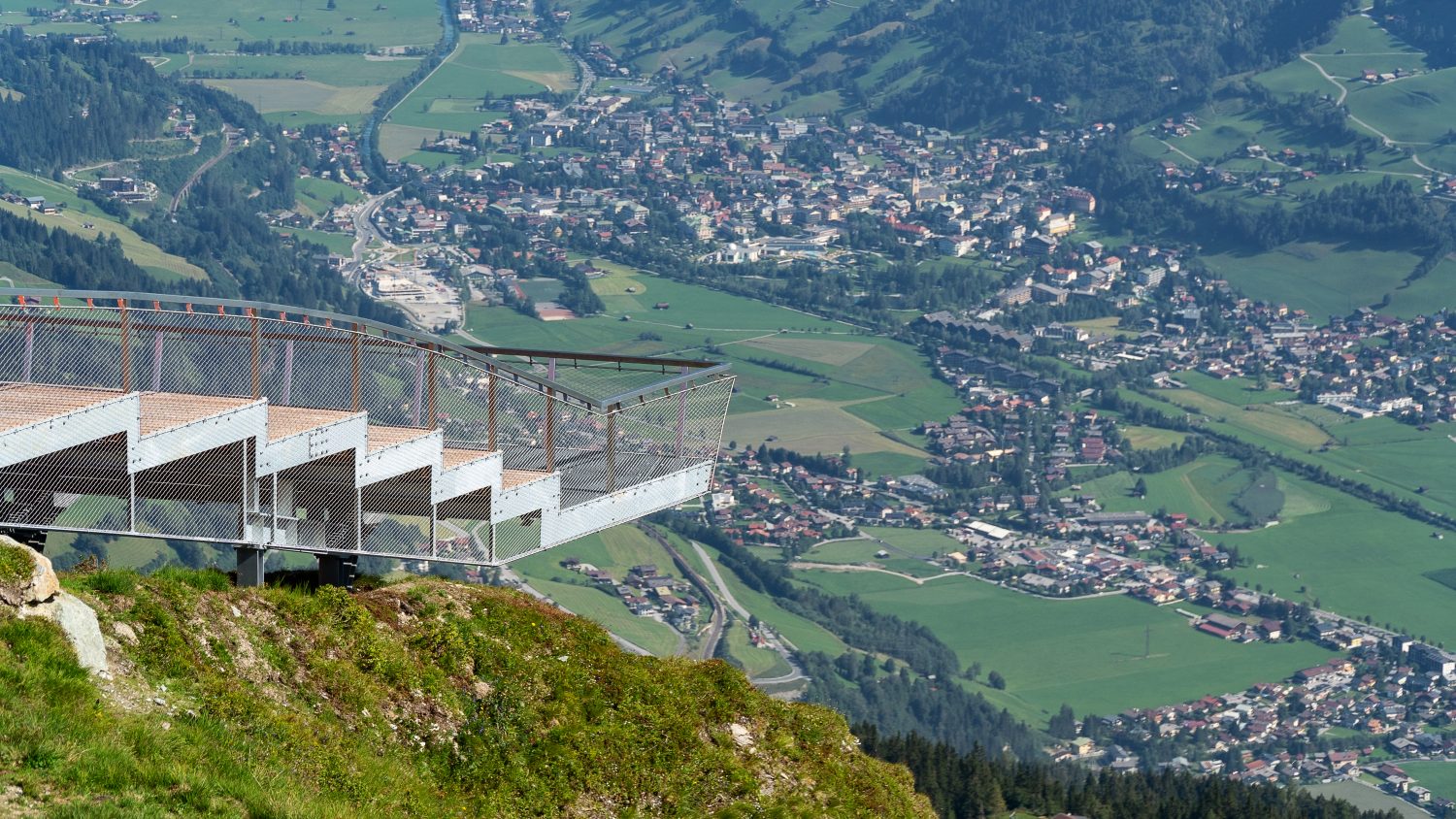 Blick von der Plattform Talblick auf Bad Hofgastein