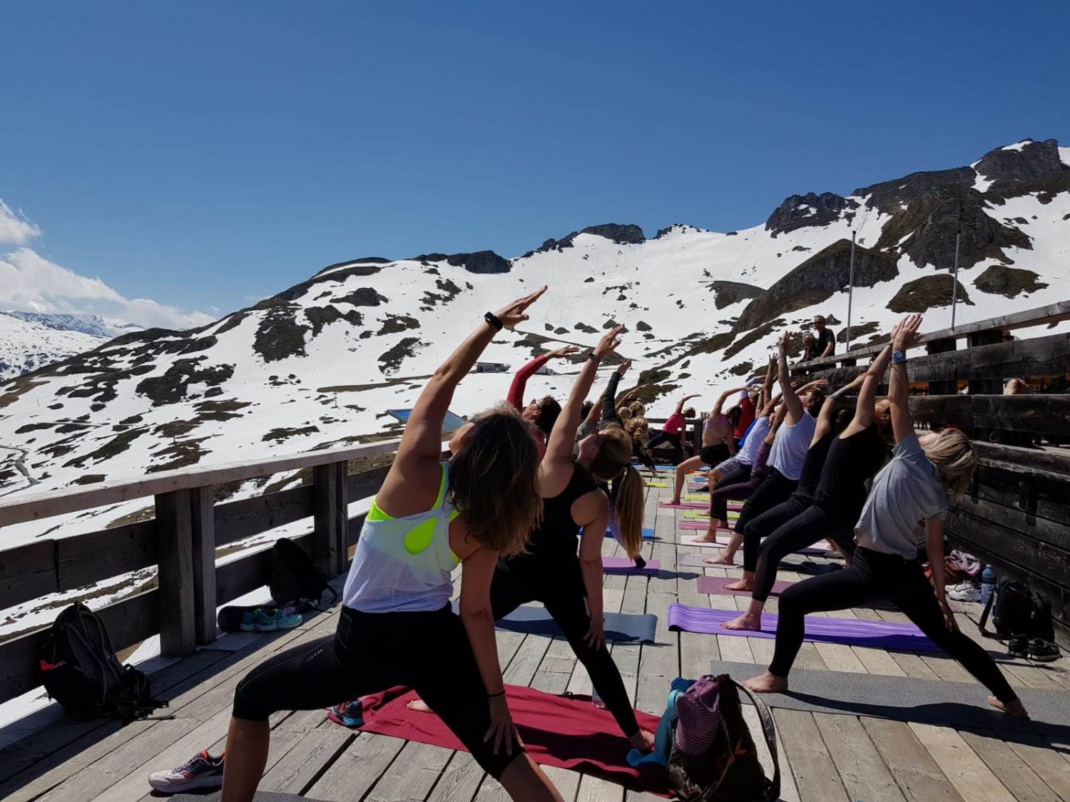 Yoga am Berg