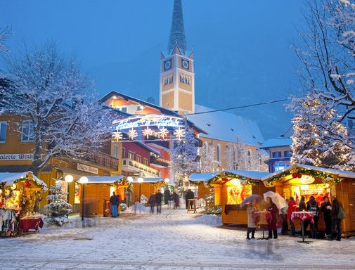 Adventmarkt im Ortszentrum von Bad Hofgastein