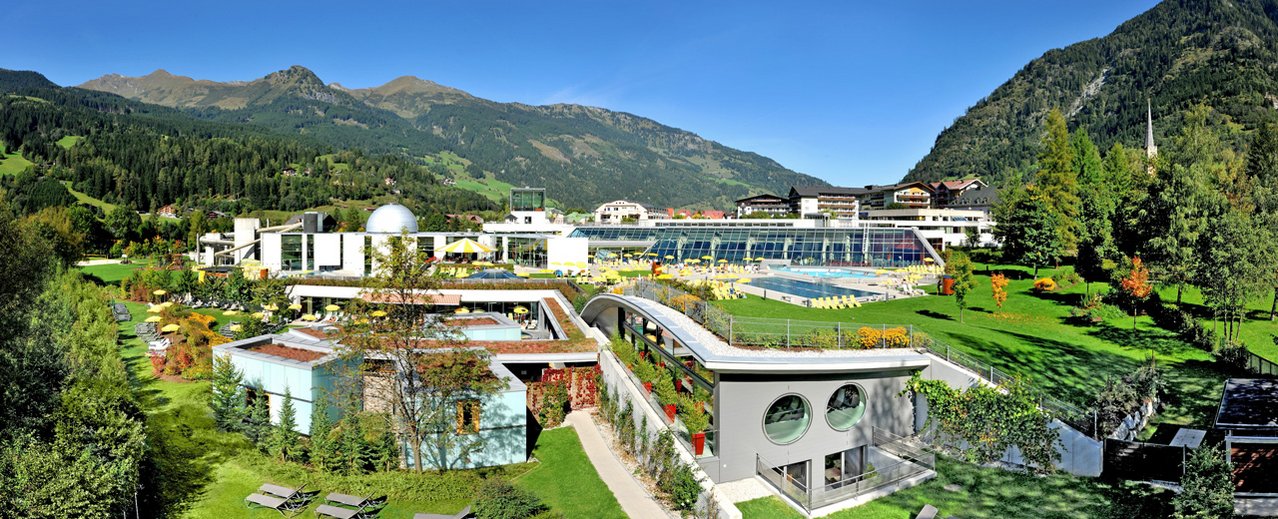Außenansicht Alpentherme Bad Hofgastein