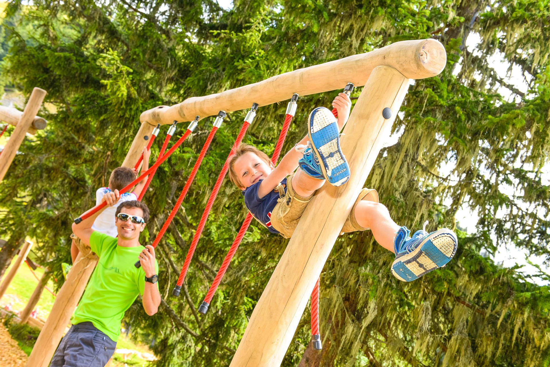 Spaß pur für die Gnaze Familie bei dem Spielplatz am Spiegelsee am Fulseck