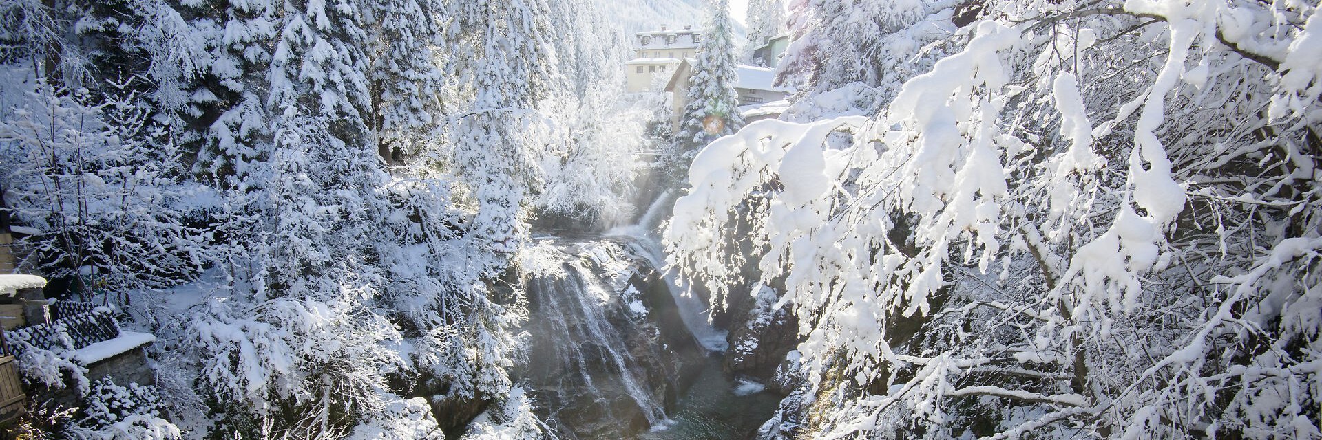Oberer Wasserfall in Bad Gastein im Winter