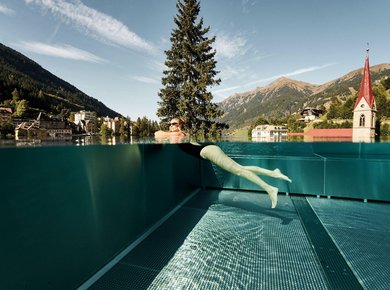 Webformat-spa-wellness-pool-blick-gasteinertal-mod