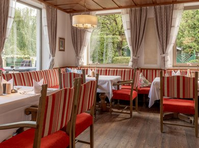 stern-restaurant-lowres-11