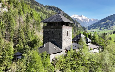 Burg-Klammstein-Sommer.jpg