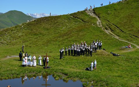 Fest-am-Berg-2025.jpg