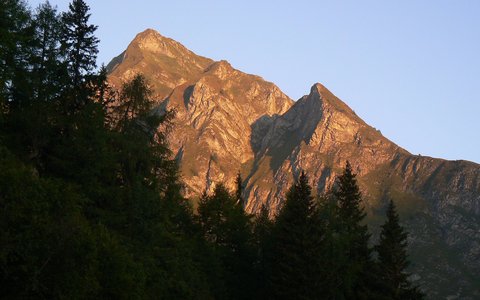 Bernkogel-Sonnenaufgang.jpg