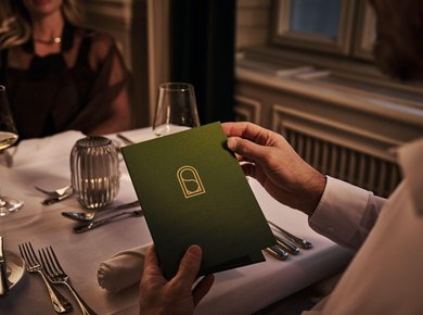 Webformat-restaurant-straubinger-saal-interior-mod