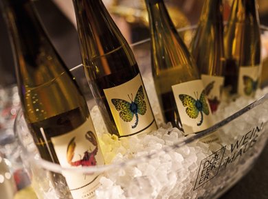 Webformat-restaurant-auntie-heidi-bar-schlossbar-f