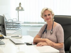 dr__christine_schmidt