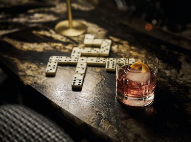 Webformat-bar-drinks-mood-theke-cocktail-negroni-d