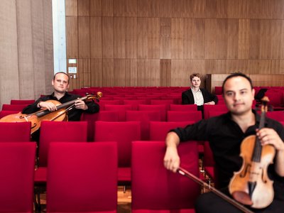 Trio Mirabelli