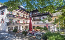 Hotel-Winkler-Bad-Hofgastein-Haus-aussen-Sommer.jpg