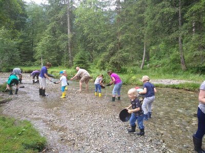 Goldwaschen im Angertal