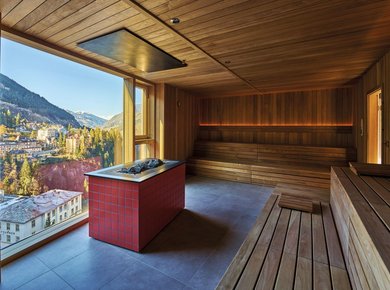 Webformat-spa-wellness-alpine-swim-club-interior-s