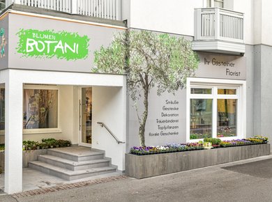 Botani Außen