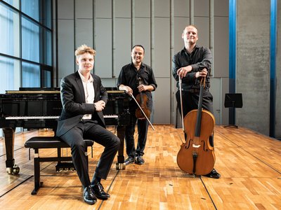 Trio Mirabelli
