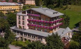 Hotel-Voelserhof-Bad-Hofgastein-Haus-Sommer.jpg