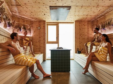 Webformat-spa-alpine-swim-club-wellness-sauna-mood