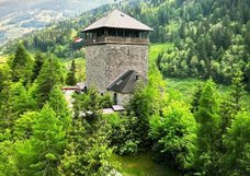 Burg-Sommer-Neu.jpg